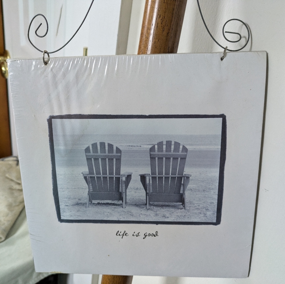 Hanging beach print "life is good"